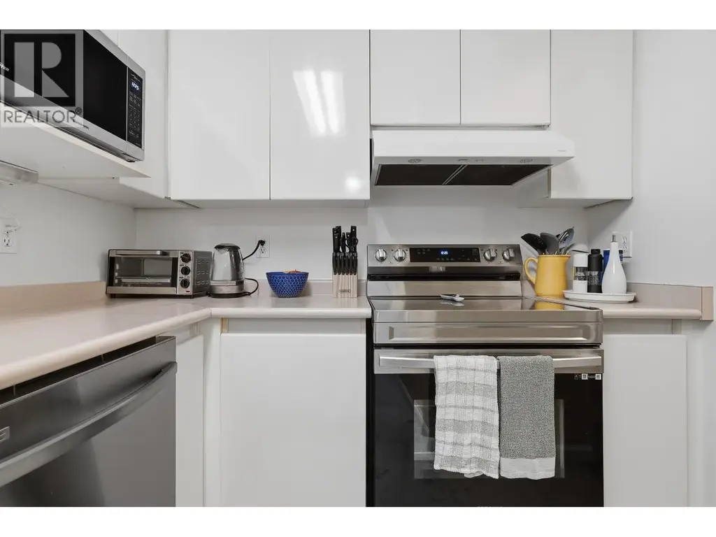 101 1189 Westwood Street, Coquitlam