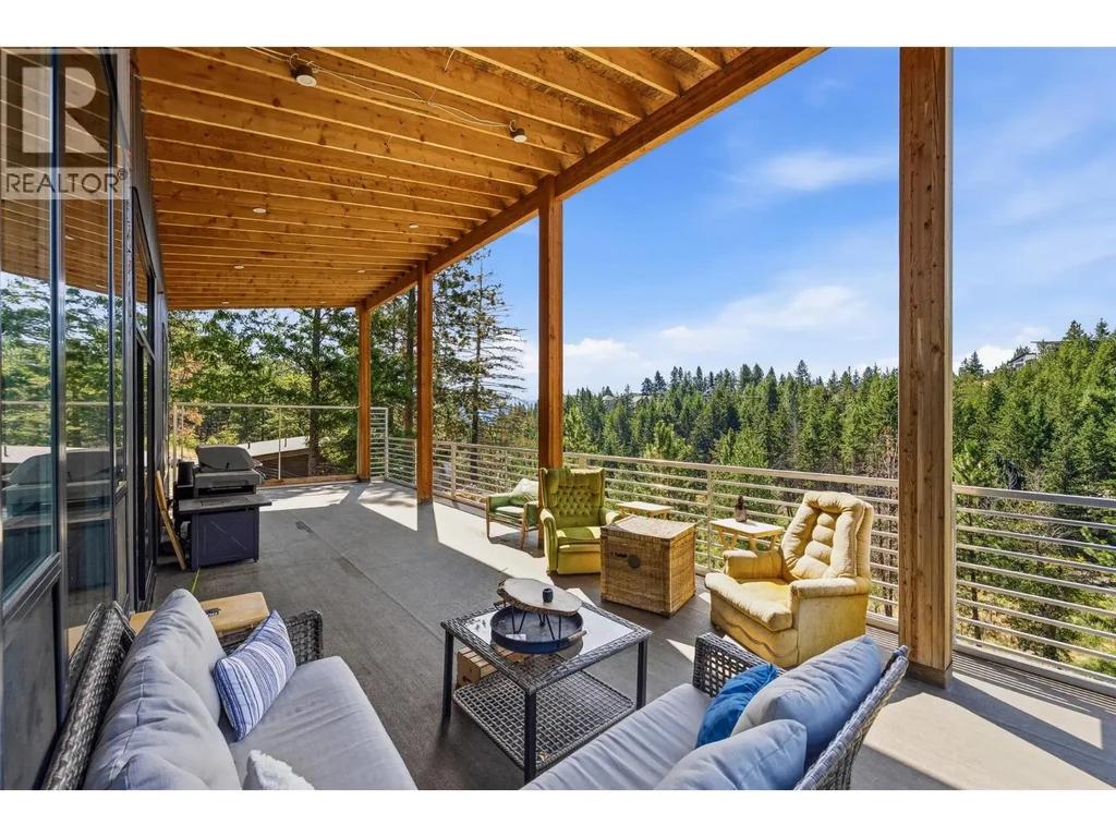 378 Lakewood Road, Vernon