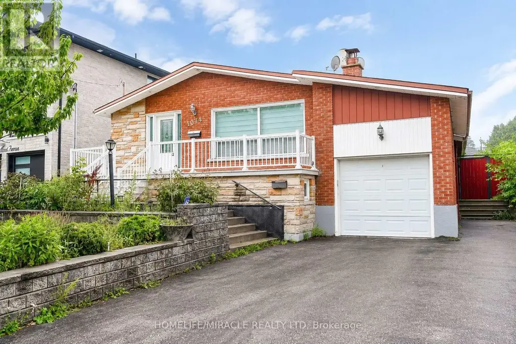 1074 Midland Avenue, Toronto (Bendale)