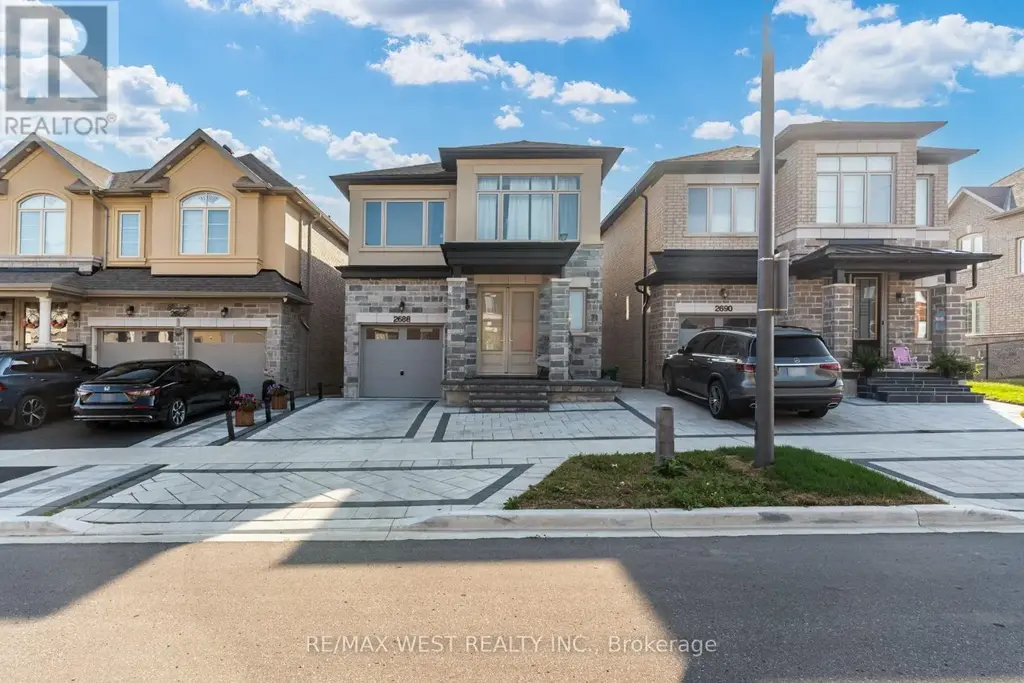 2688 Sapphire Drive, Pickering