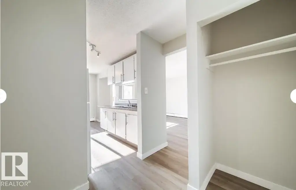 3312 105 Av Nw, Edmonton