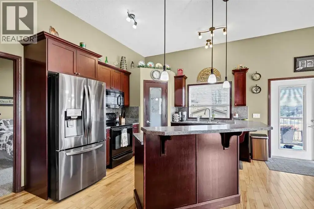 801, 800 Carriage Lane Place N, Carstairs