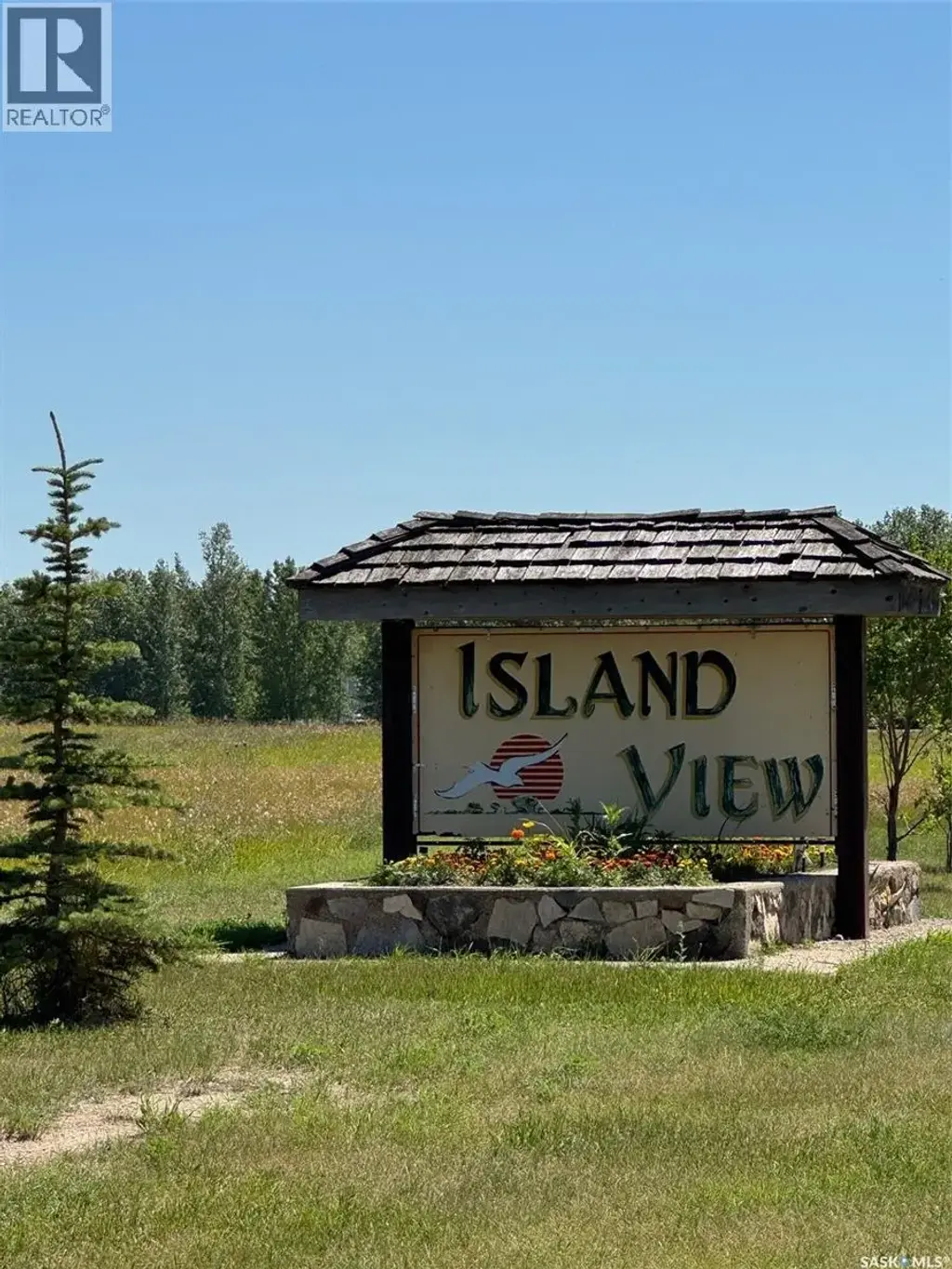 2 Marine Drive, Island View