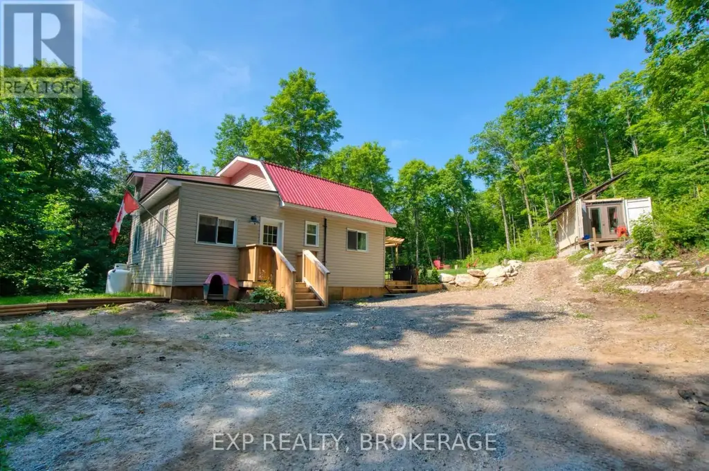 1427 Lewis Road, Frontenac (Frontenac Centre)