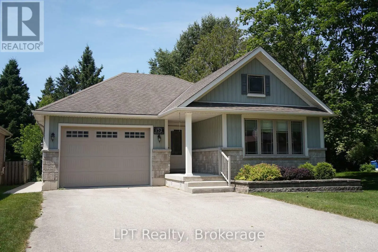 152 Kincardine Street N, West Grey