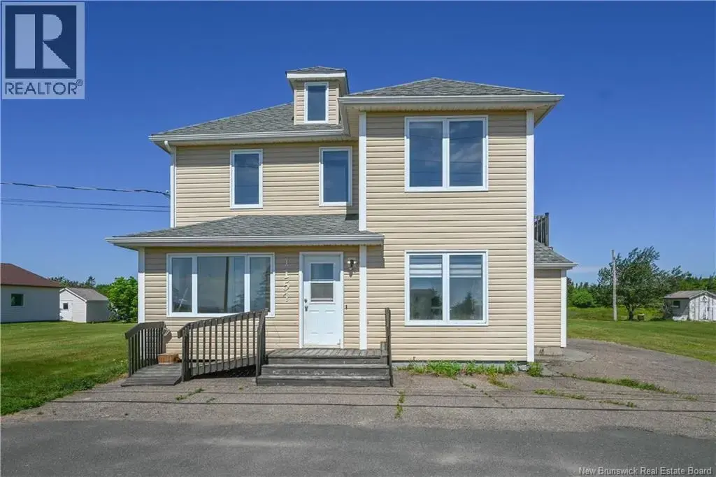 1157 De La Mer Boulevard, Saint-Marie-Saint-Raphaël