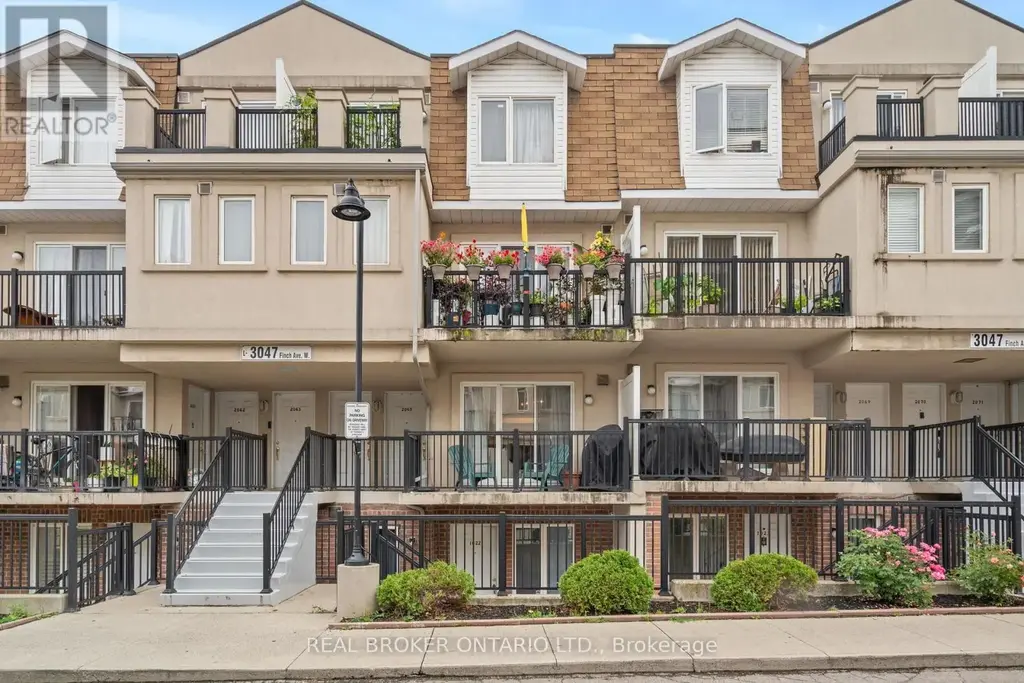 2066 - 3047 Finch Avenue W, Toronto (Humbermede)