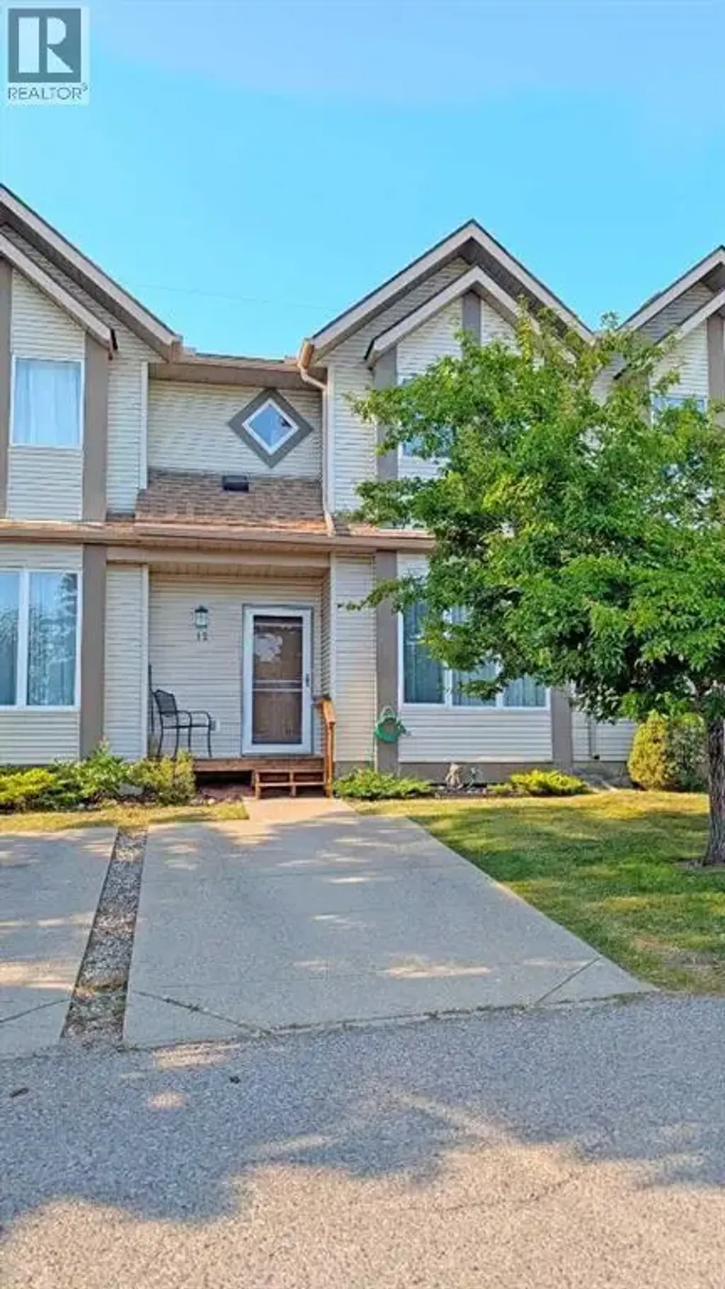12 Shawbrooke Court Sw, Calgary