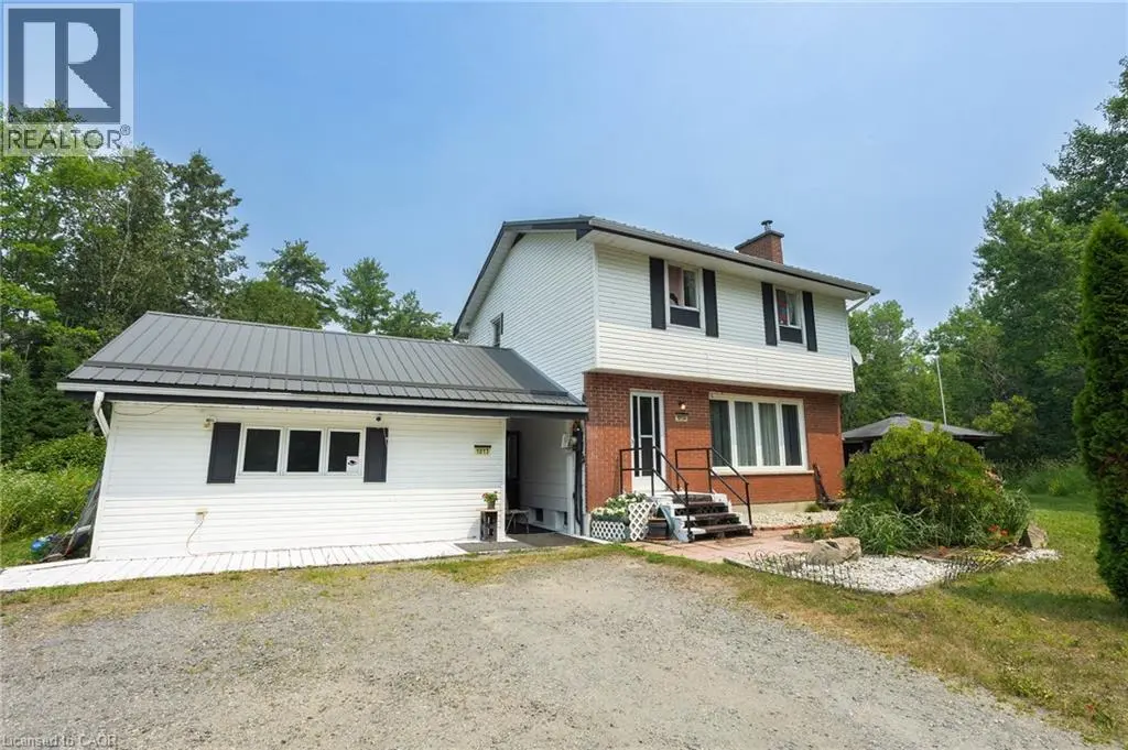 1013 Hopkins Hill Road, Espanola