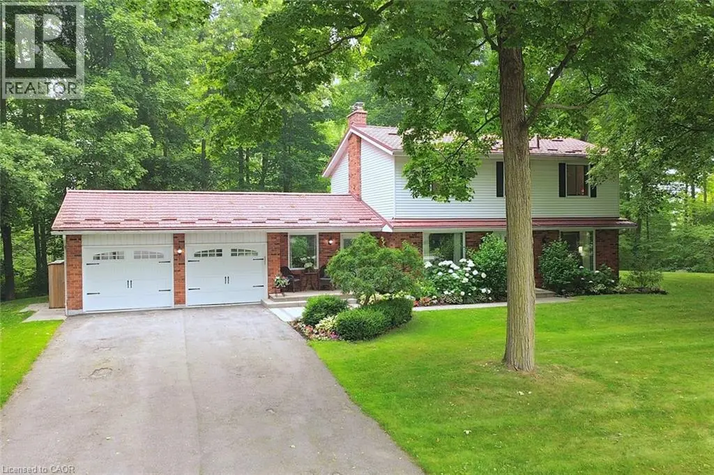 421 8th Concession Road E, Carlisle