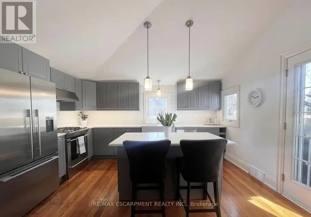 Main - 32 Rodman Street, St. Catharines (Downtown)