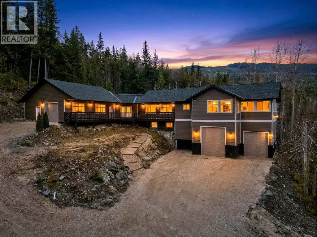 5058 Heritage Drive, Eagle Bay
