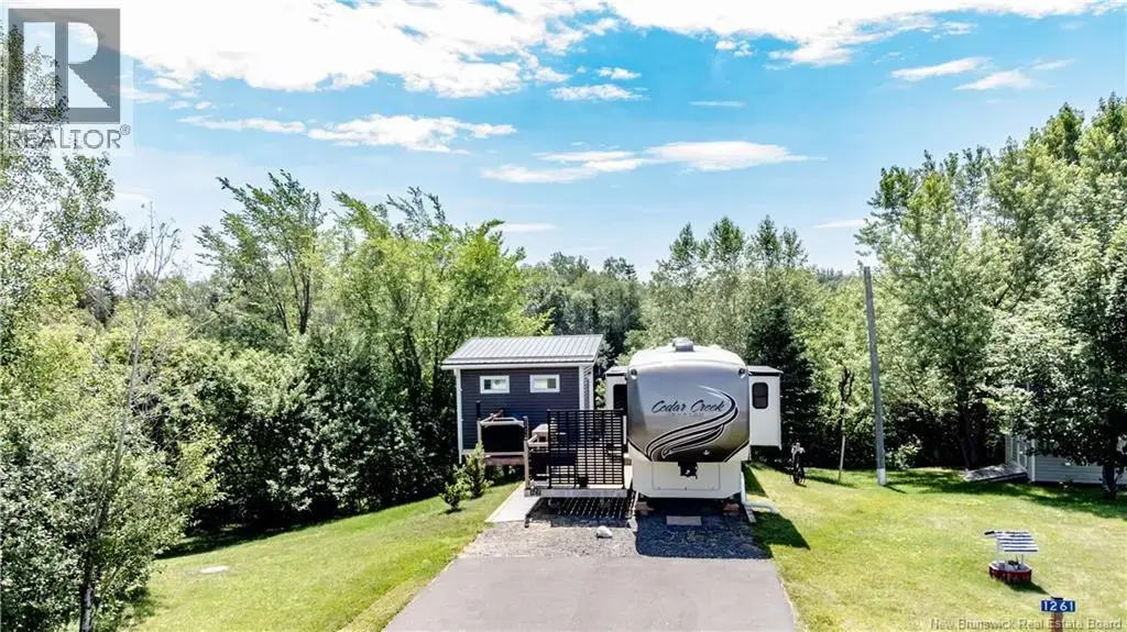 1261 Desherbiers, Saint-Ignace