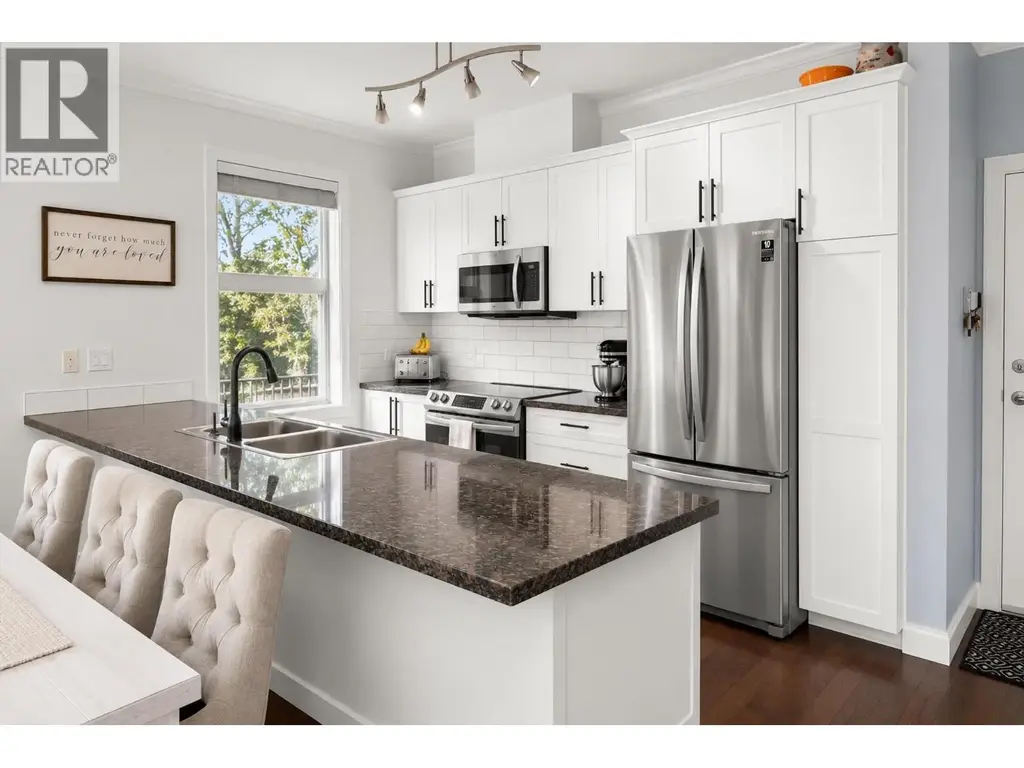 303 1375 View Crescent, Delta