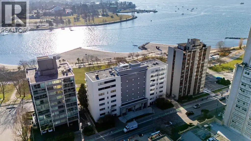 304 1233 Beach Avenue, Vancouver