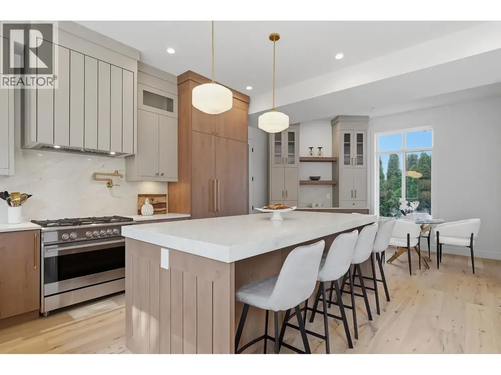 5241 Cambridge Court, Delta