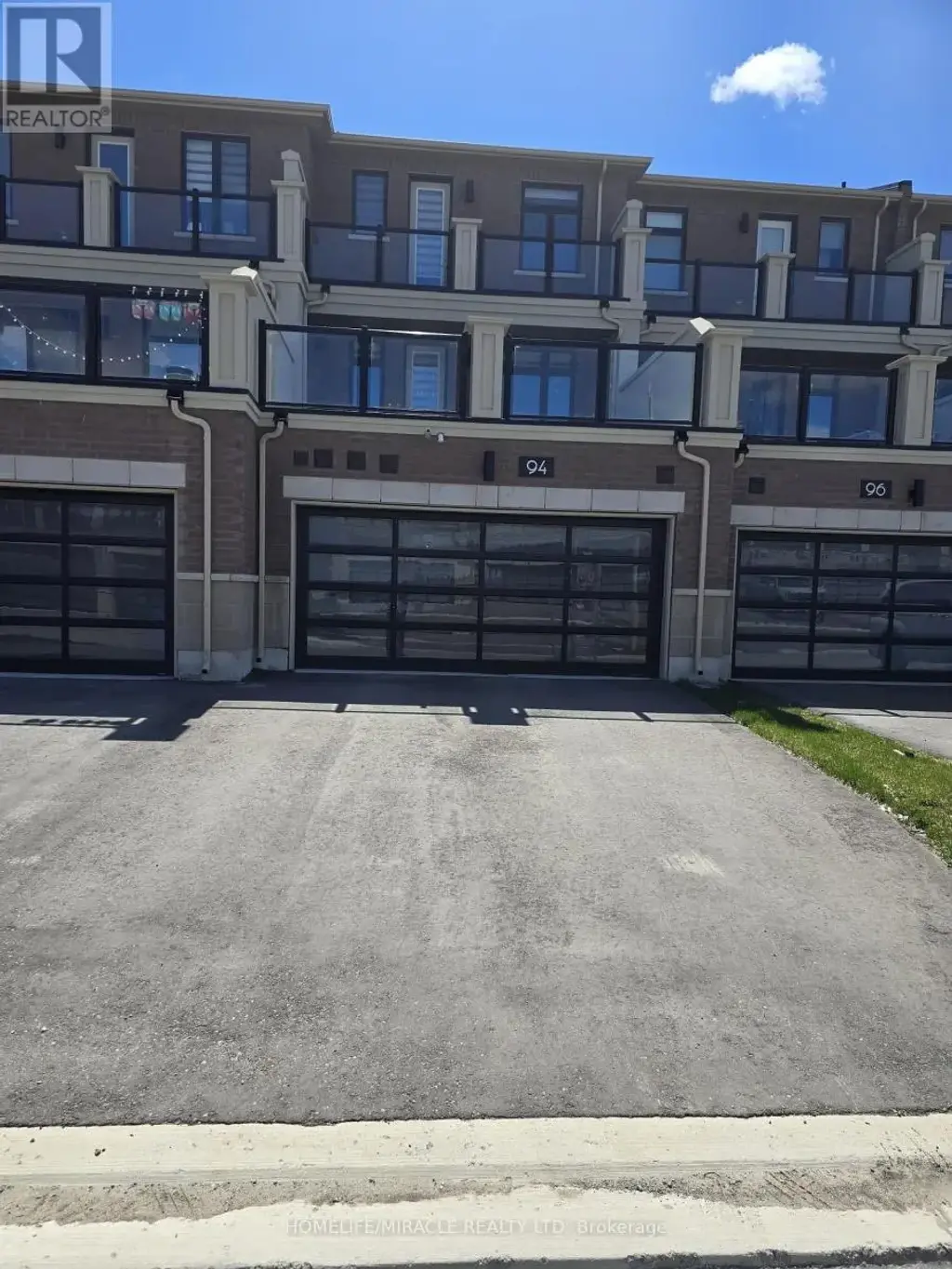 94 Robert Eaton Avenue, Markham (Middlefield)