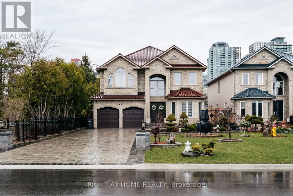 99 Fairview Road W, Mississauga (Fairview)