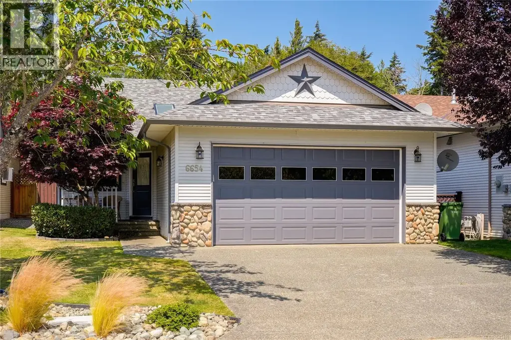 6654 Acreman Pl, Sooke