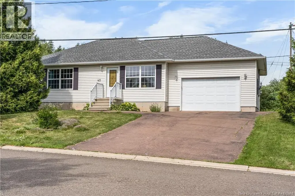 45 Carmel, Moncton