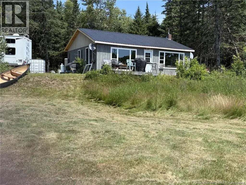 000 Magaguadavic River Road, Piskahegan
