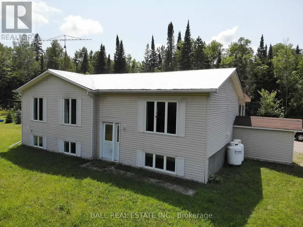 7113 Highway 127, South Algonquin