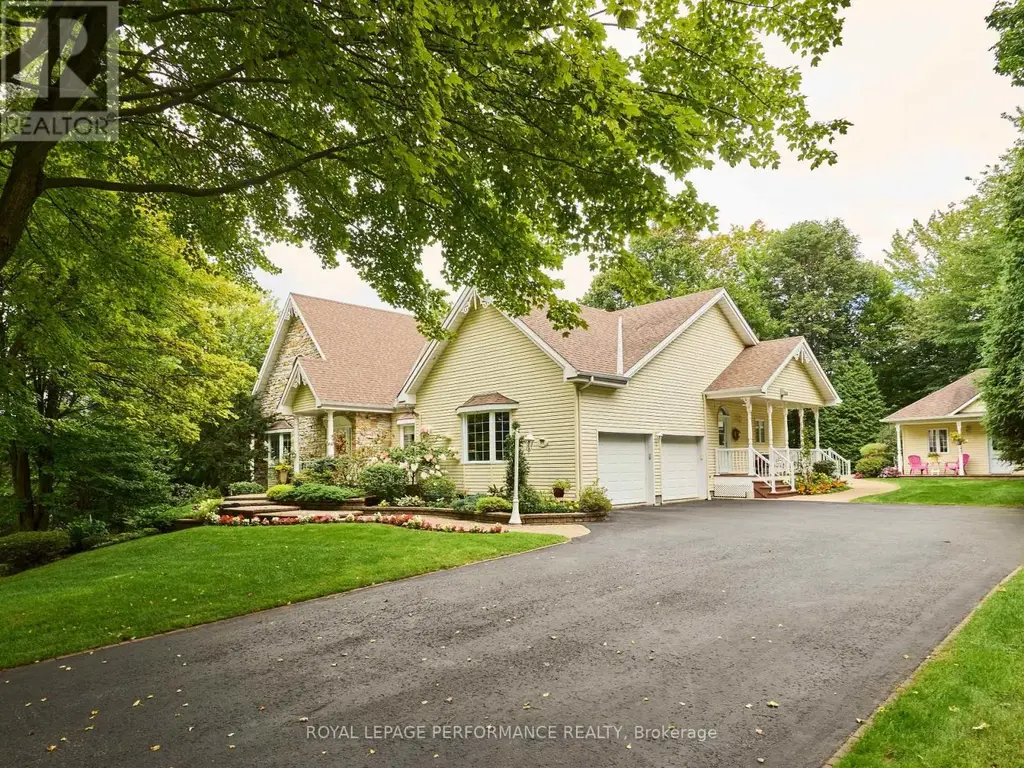 951 Golf Club Road, Hawkesbury
