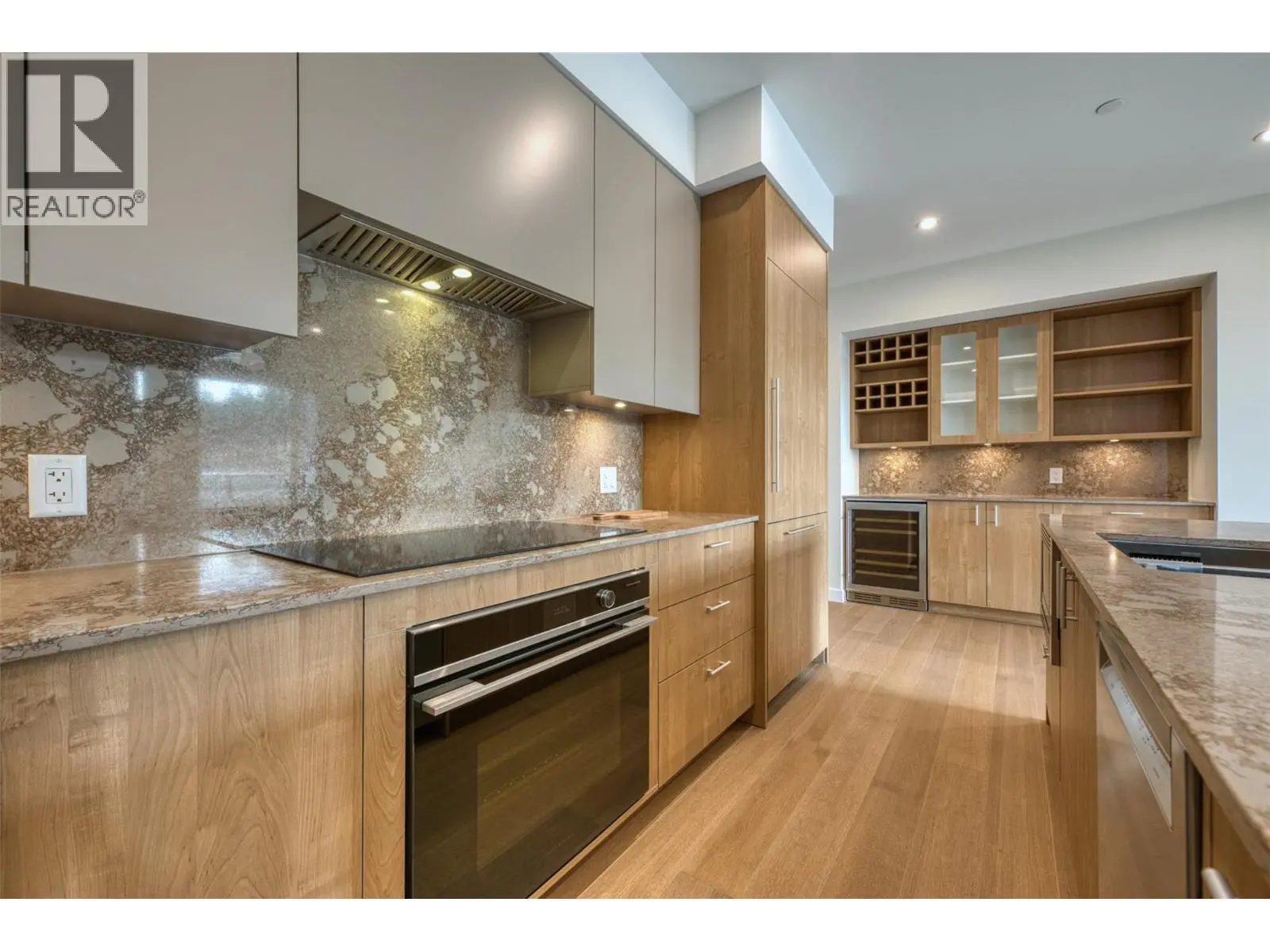 9652 Benchland Drive Unit# 205. Lake Country, British Columbia