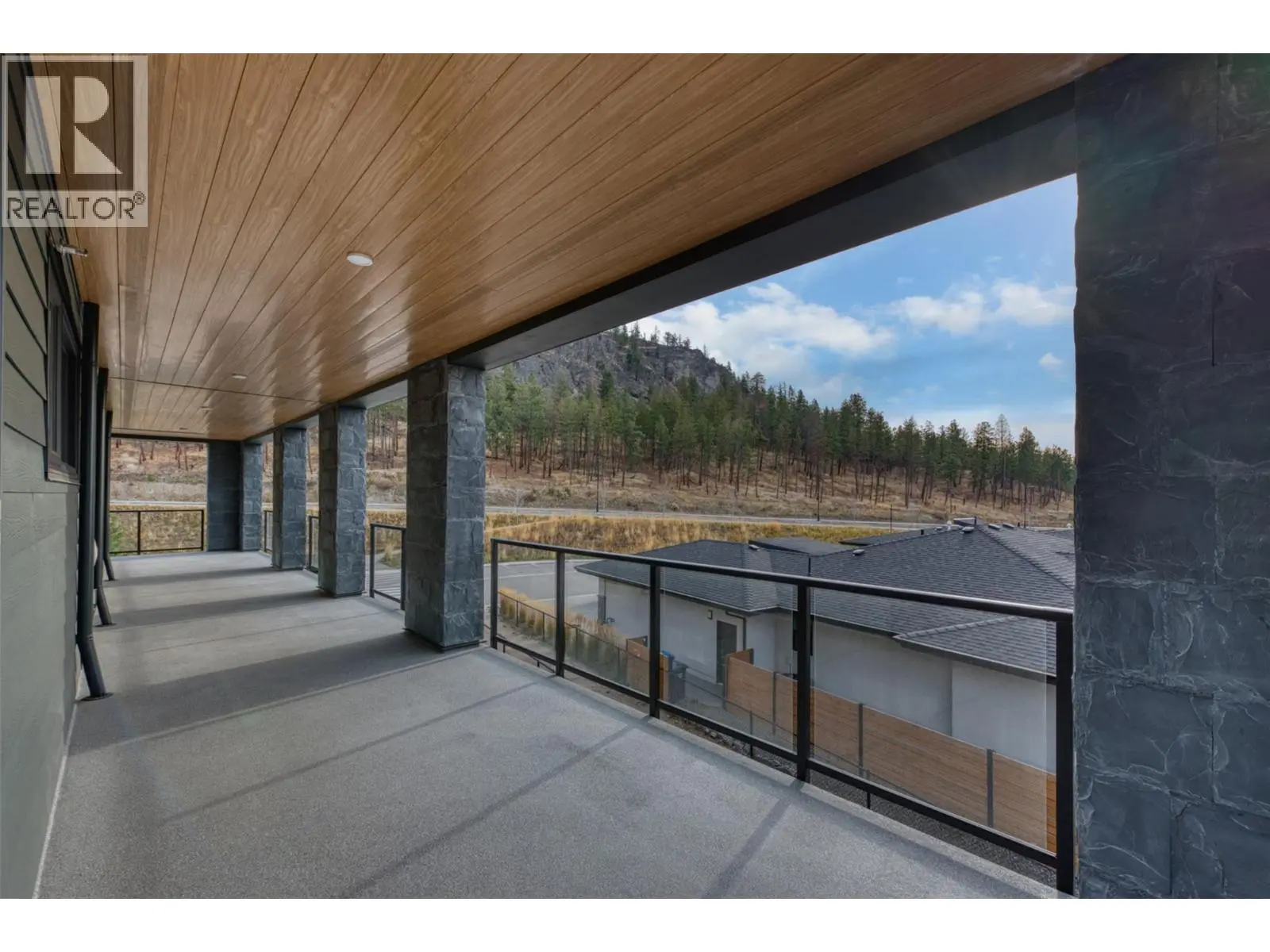 9652 Benchland Drive Unit# 205. Lake Country, British Columbia