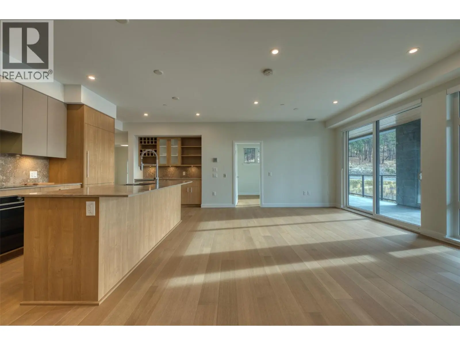 9652 Benchland Drive Unit# 205. Lake Country, British Columbia