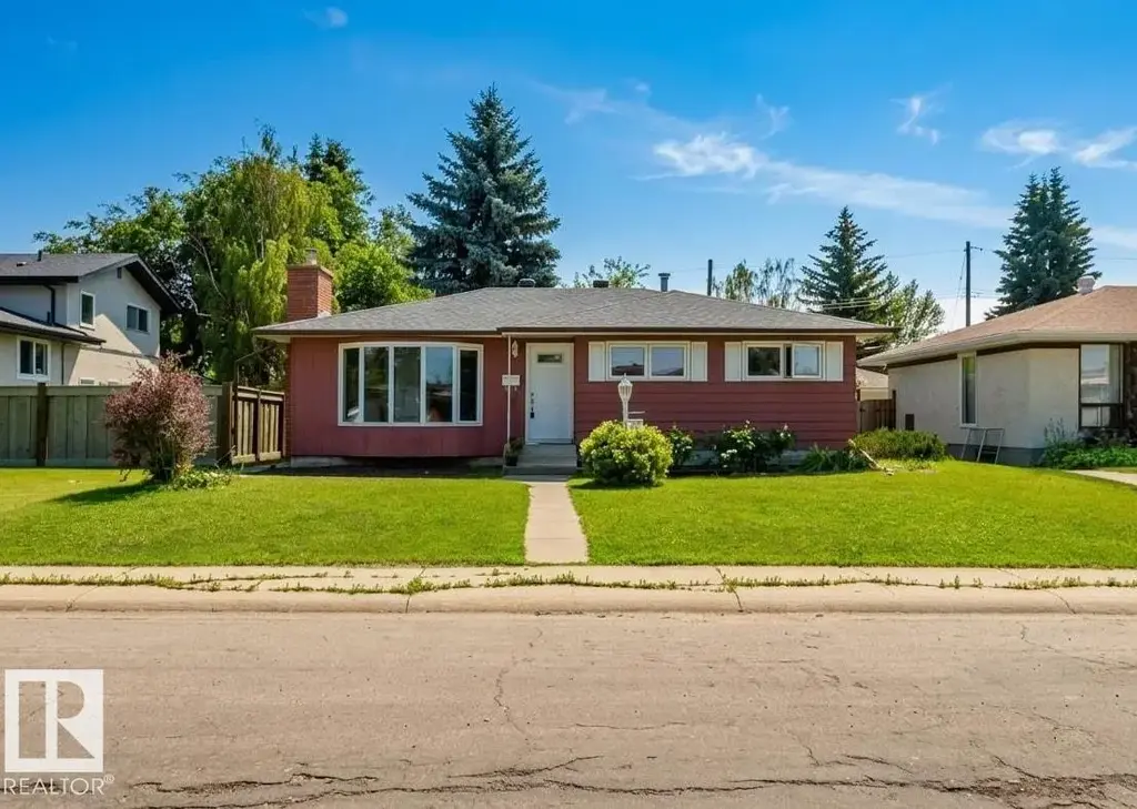 11115 39a Av Nw, Edmonton