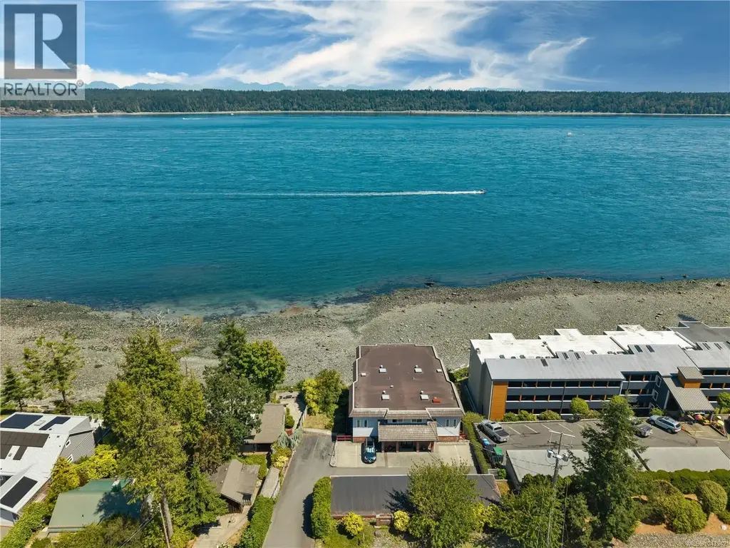 2 553 Island Hwy, Campbell River