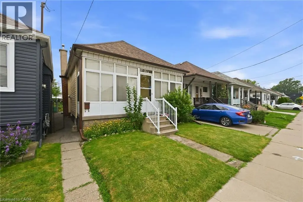 156 Hope Avenue, Hamilton