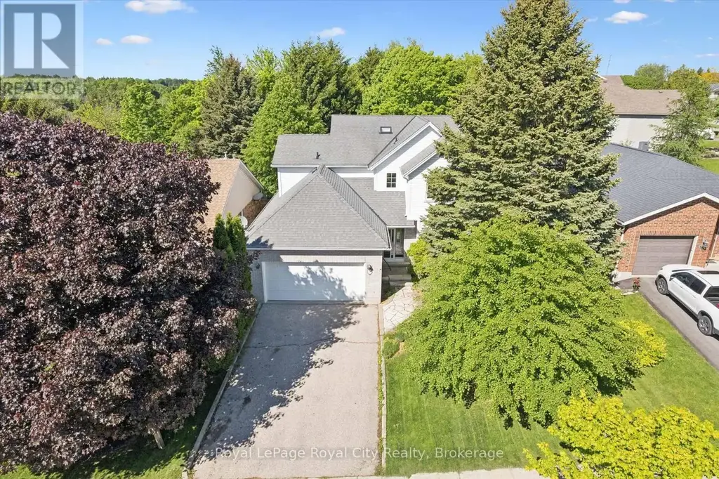 539 Harvey Street, Centre Wellington (Fergus)