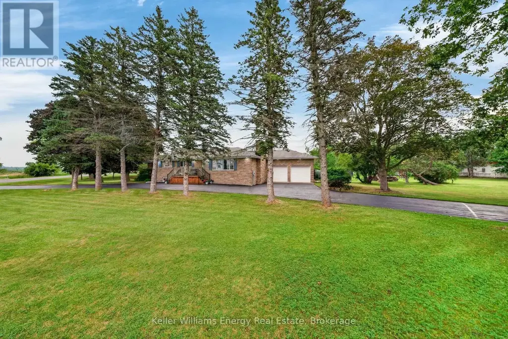 1155 County Road 4, Prince Edward County (Hallowell Ward)