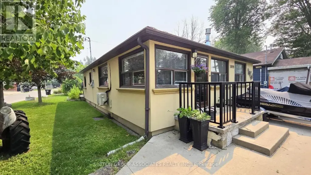 1099 Poplar Drive, Innisfil (Gilford)