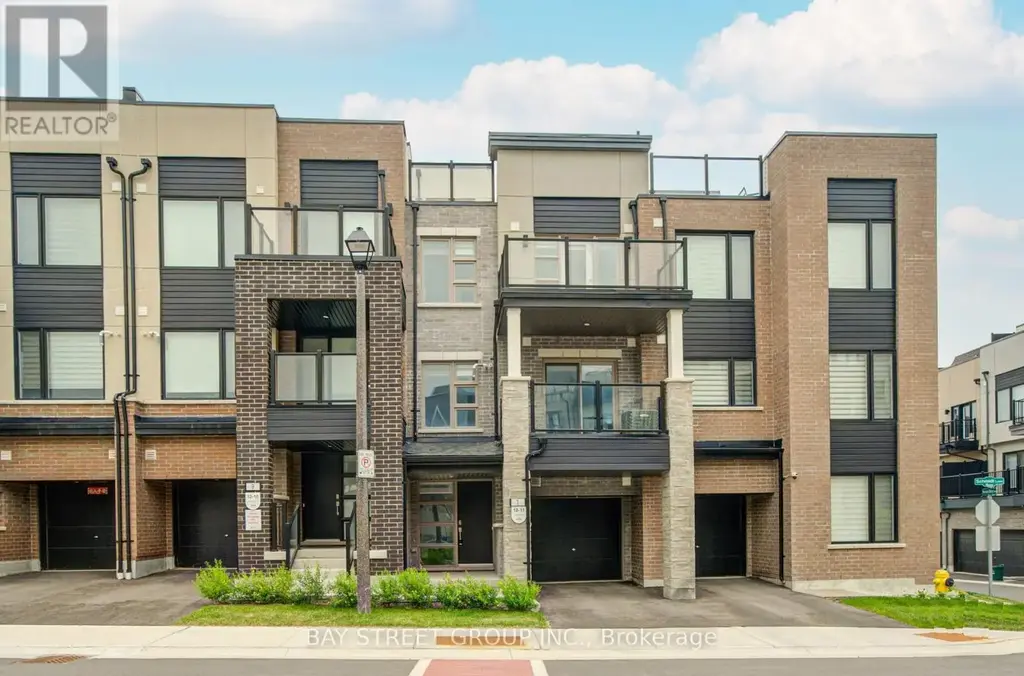 7 Schmidt Lane, Markham (Angus Glen)
