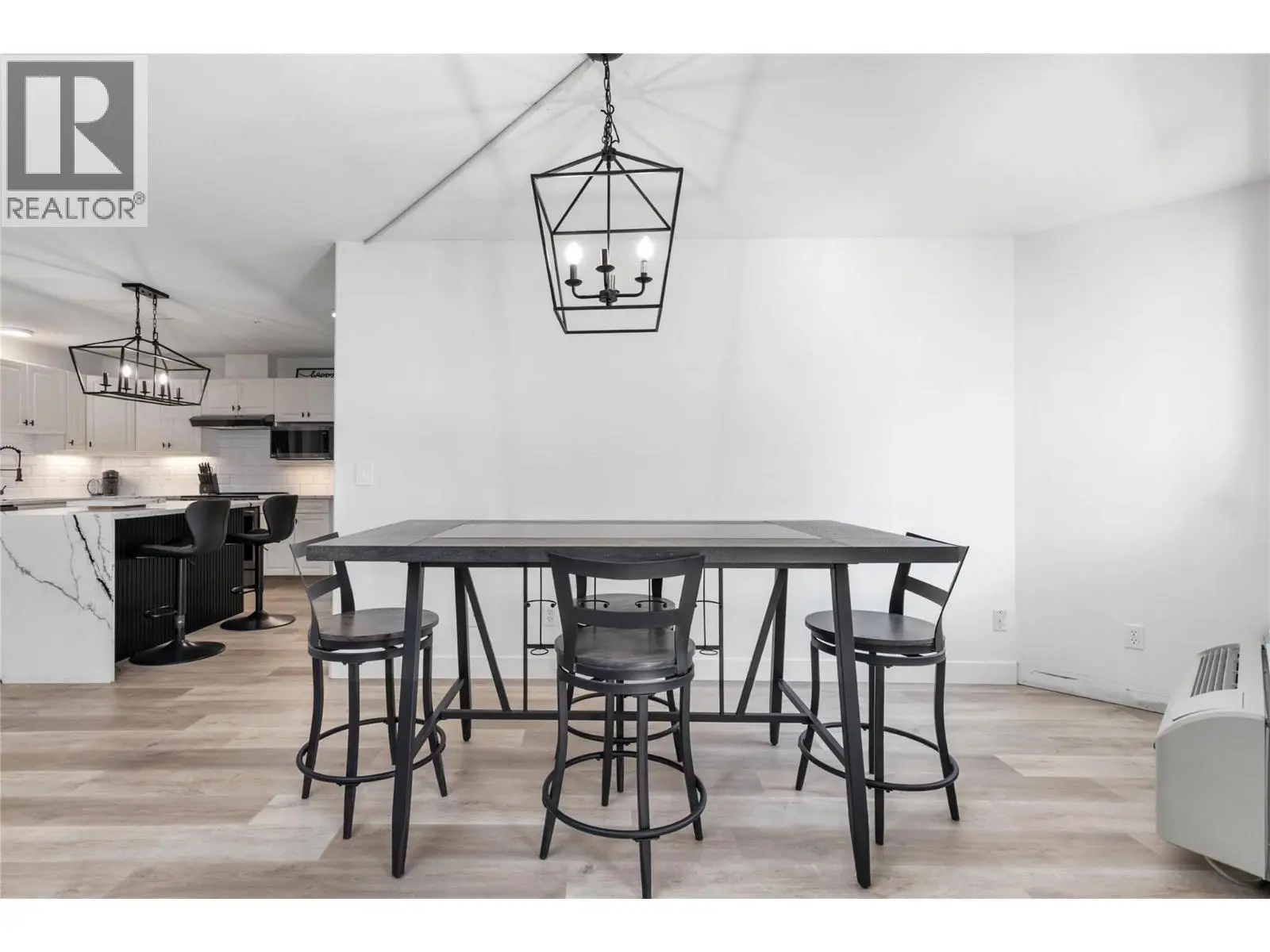 1950 Durnin Road Unit# 307. Kelowna, British Columbia