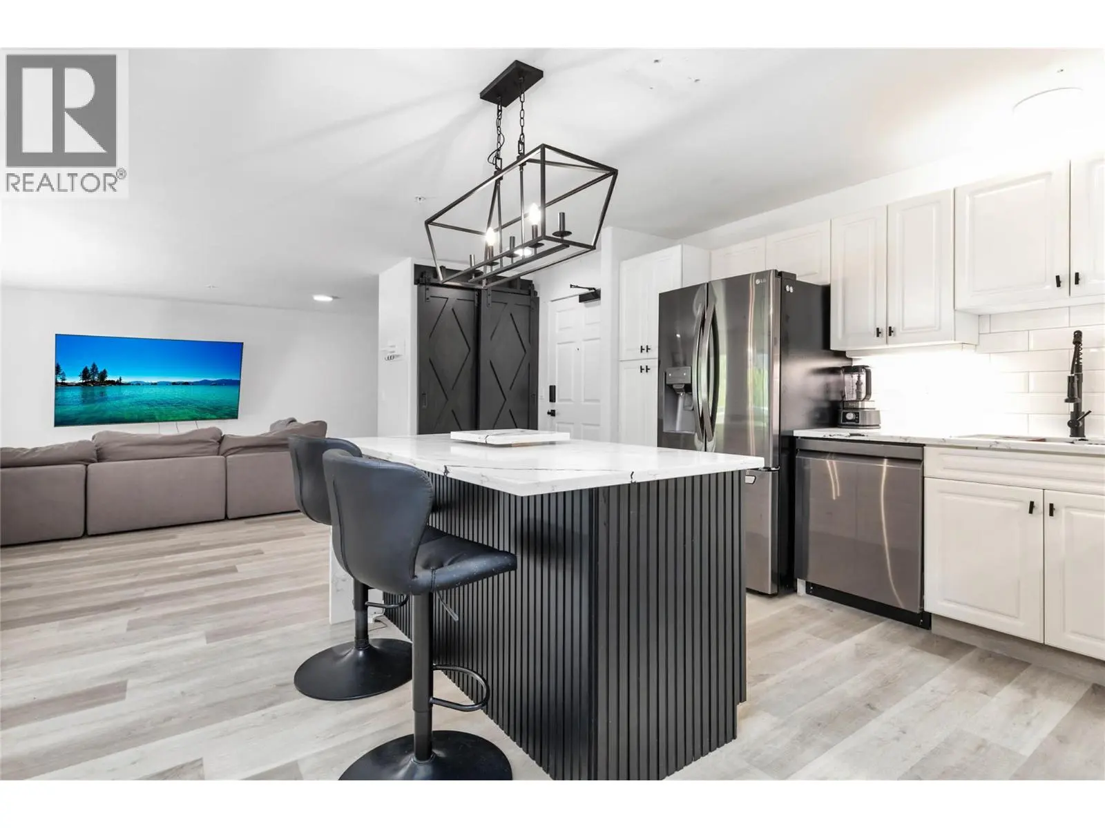 1950 Durnin Road Unit# 307. Kelowna, British Columbia