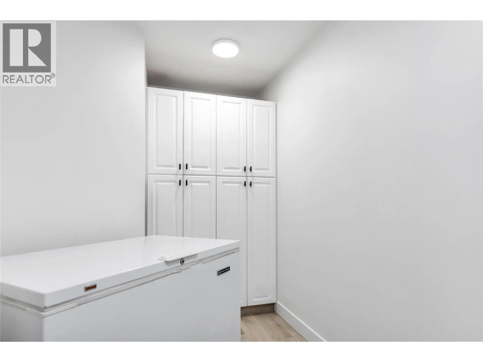 1950 Durnin Road Unit# 307. Kelowna, British Columbia