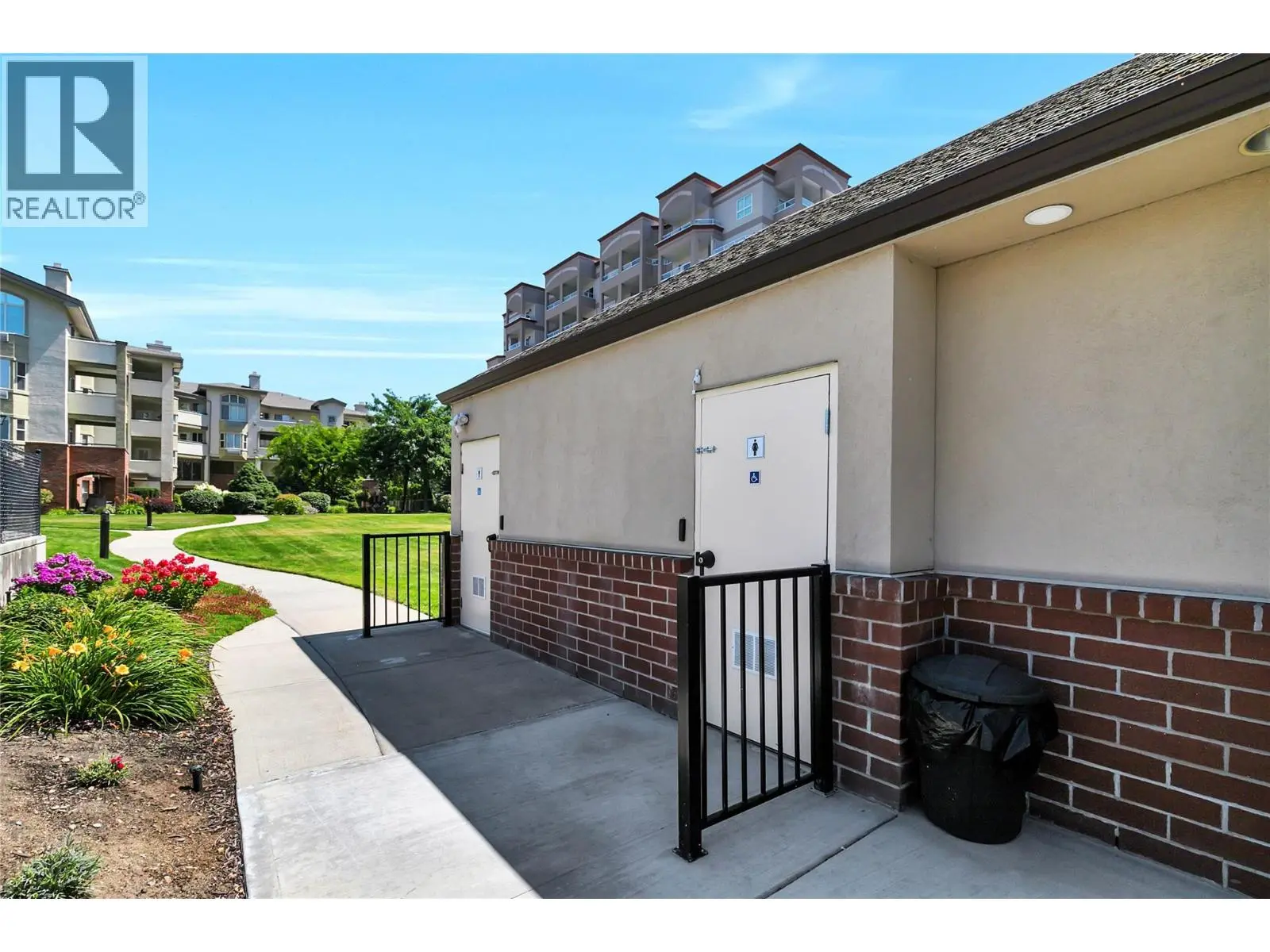 1950 Durnin Road Unit# 307. Kelowna, British Columbia