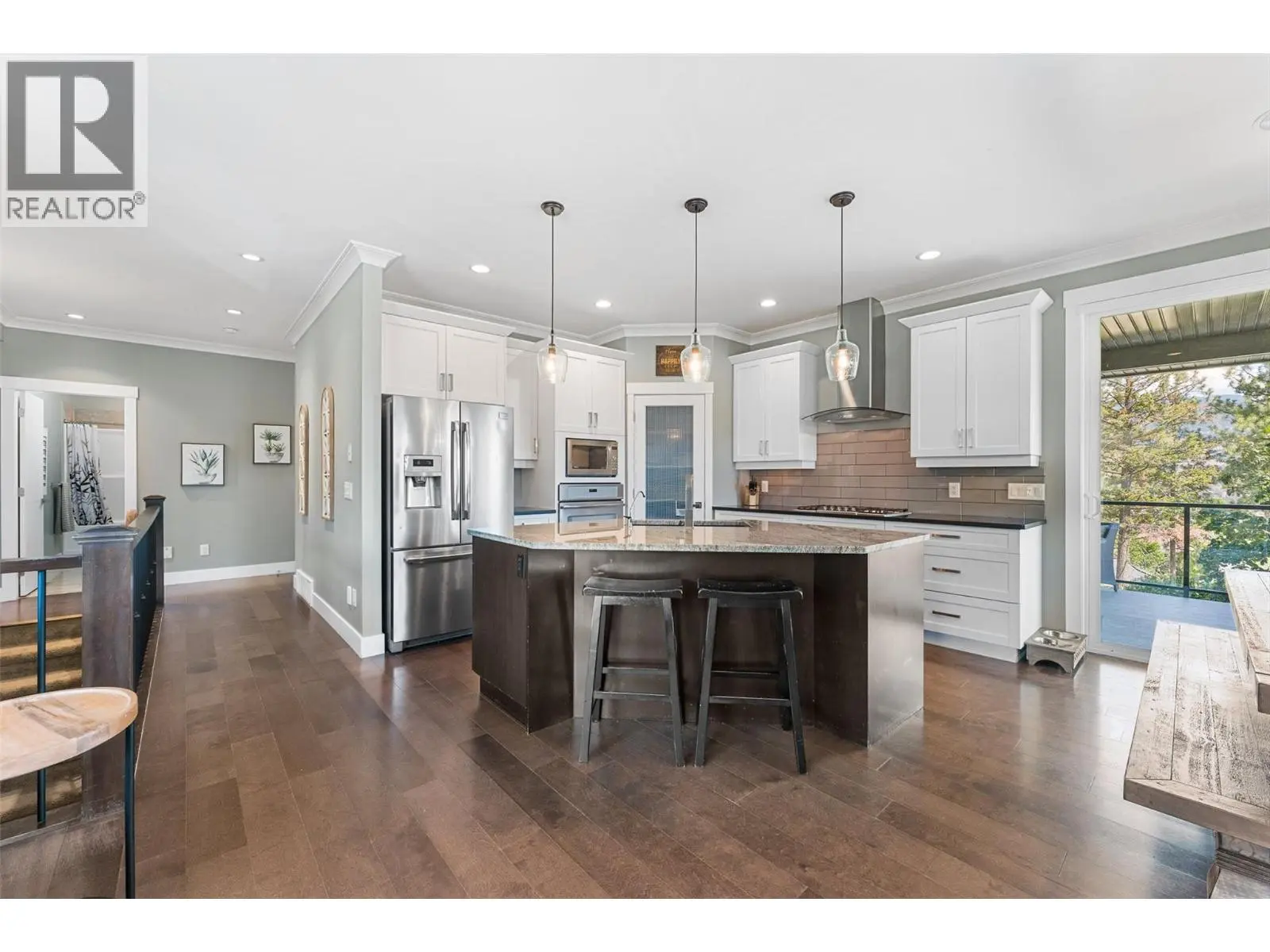 13157 Shoreline Drive. Lake Country, British Columbia