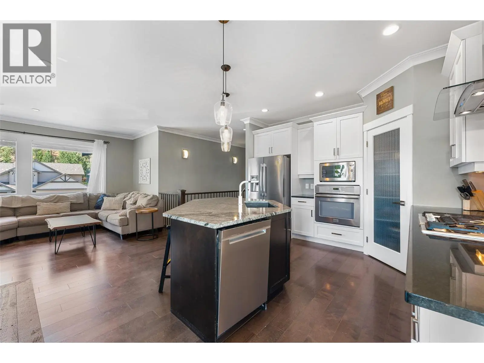 13157 Shoreline Drive. Lake Country, British Columbia