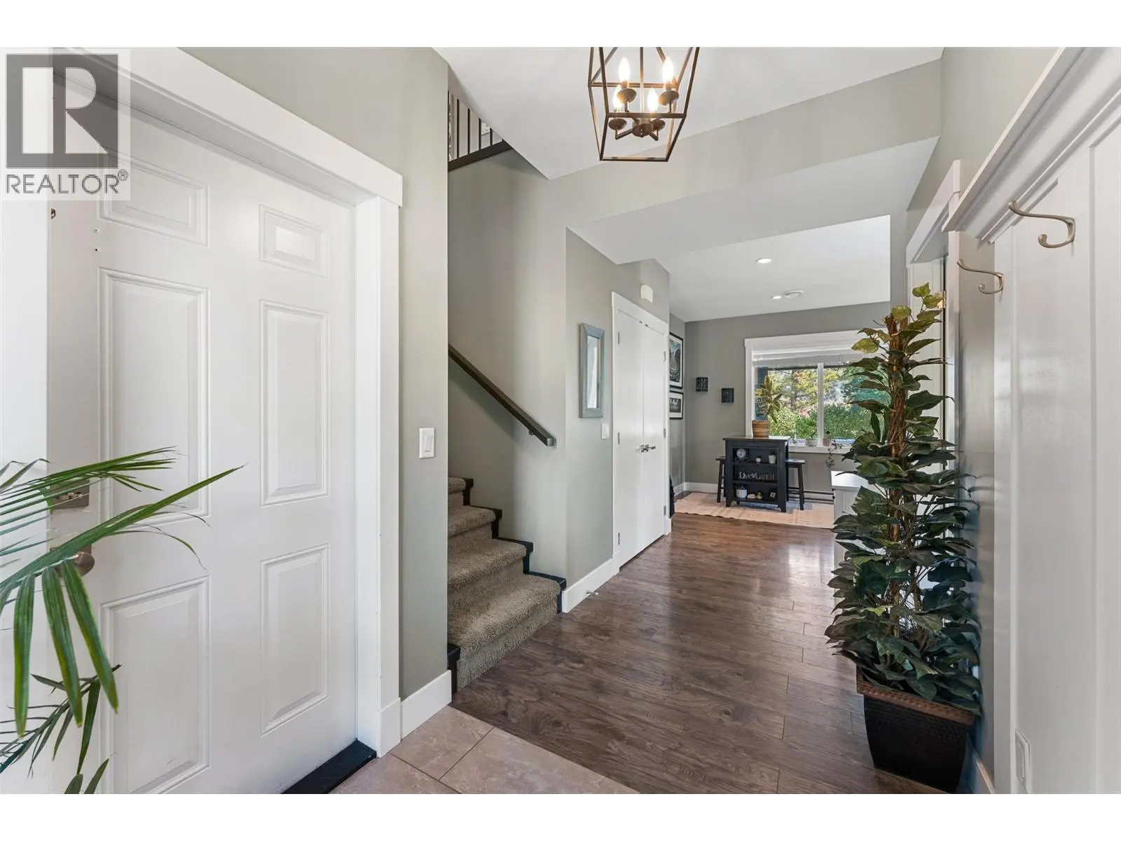 13157 Shoreline Drive. Lake Country, British Columbia
