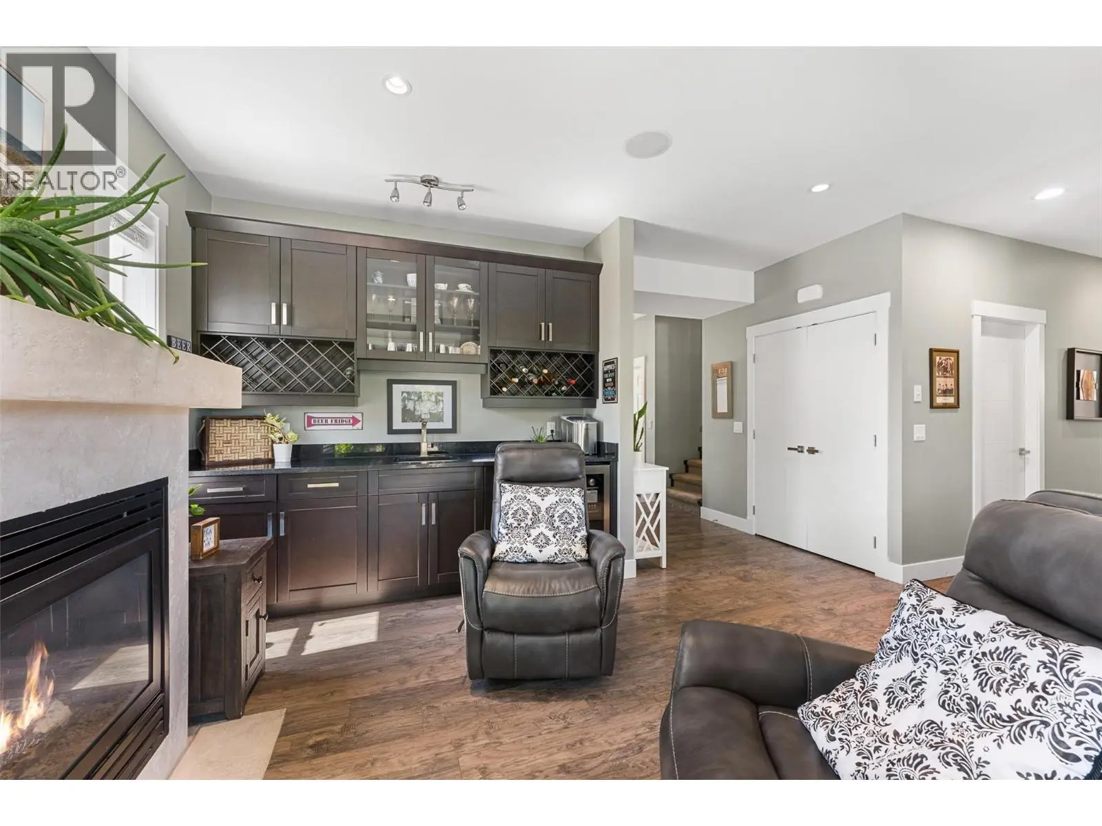 13157 Shoreline Drive. Lake Country, British Columbia