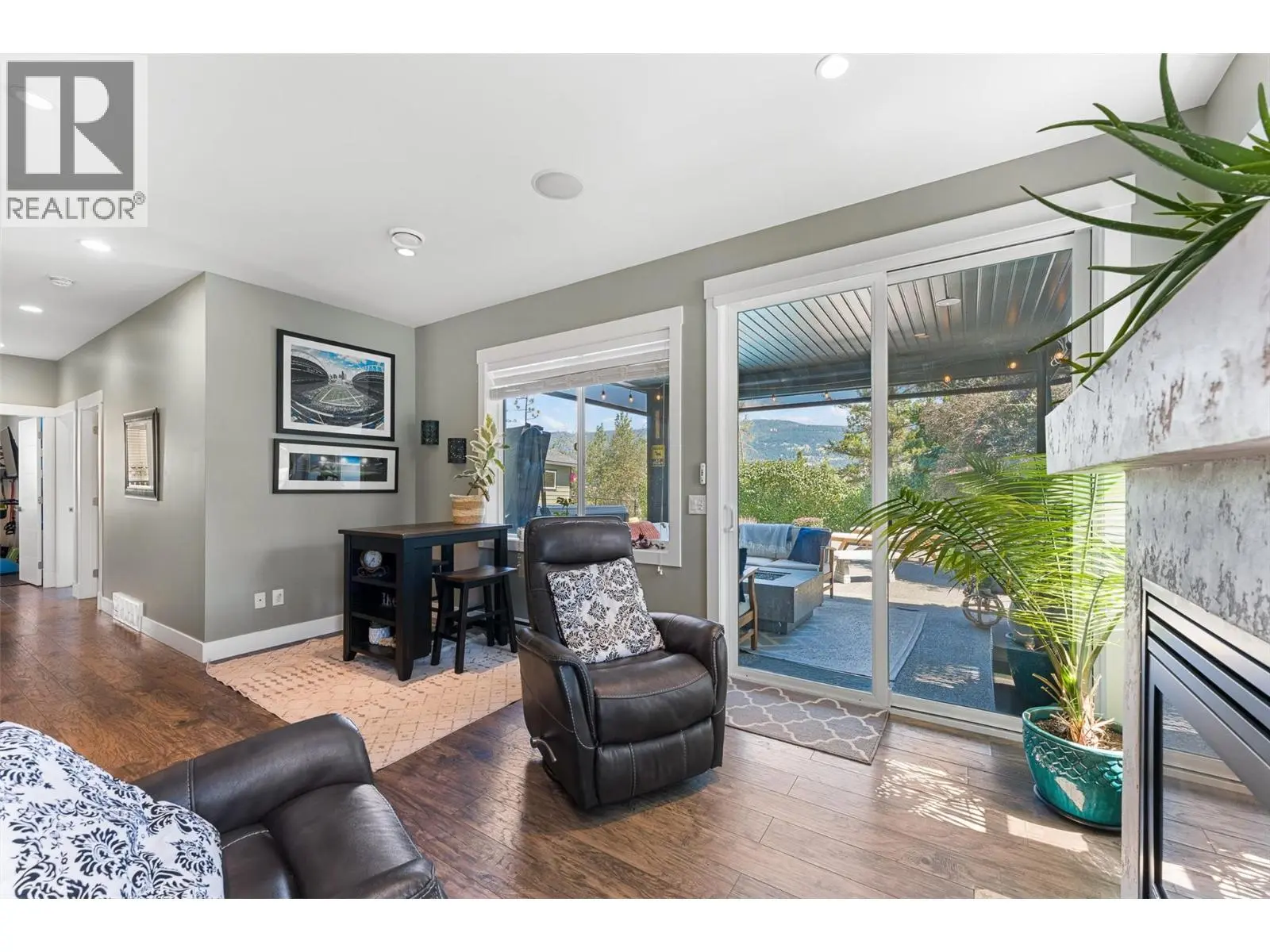 13157 Shoreline Drive. Lake Country, British Columbia