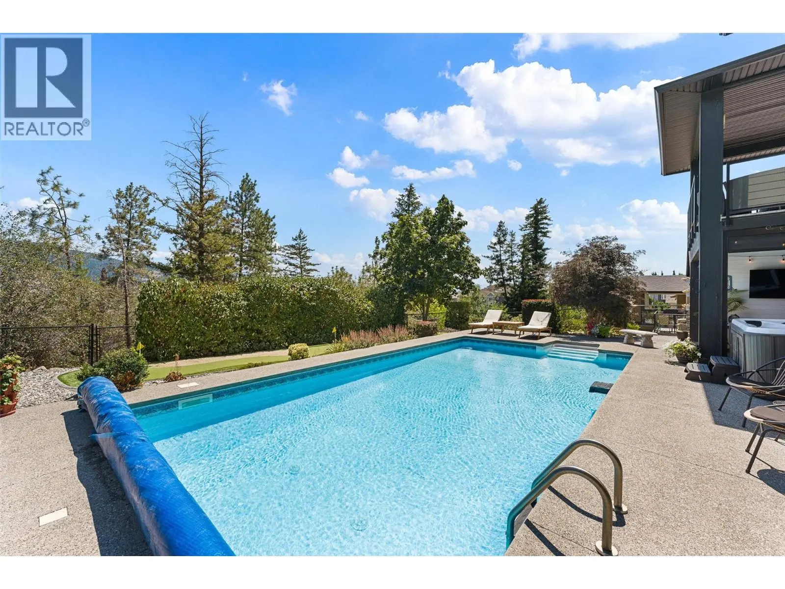 13157 Shoreline Drive. Lake Country, British Columbia
