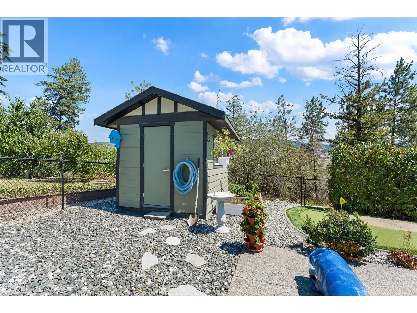 13157 Shoreline Drive. Lake Country, British Columbia