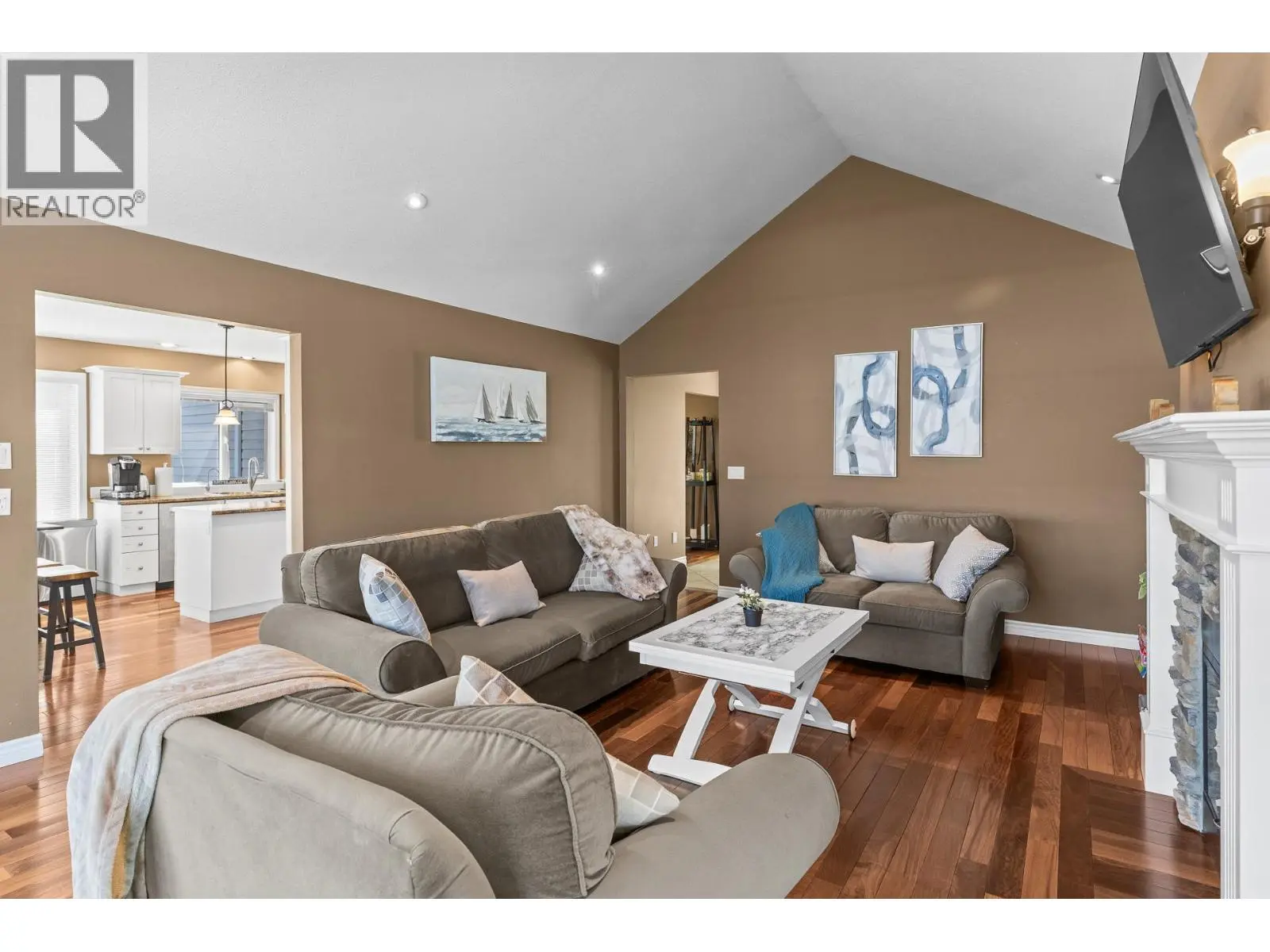 11523 Pretty Road. Lake Country, British Columbia