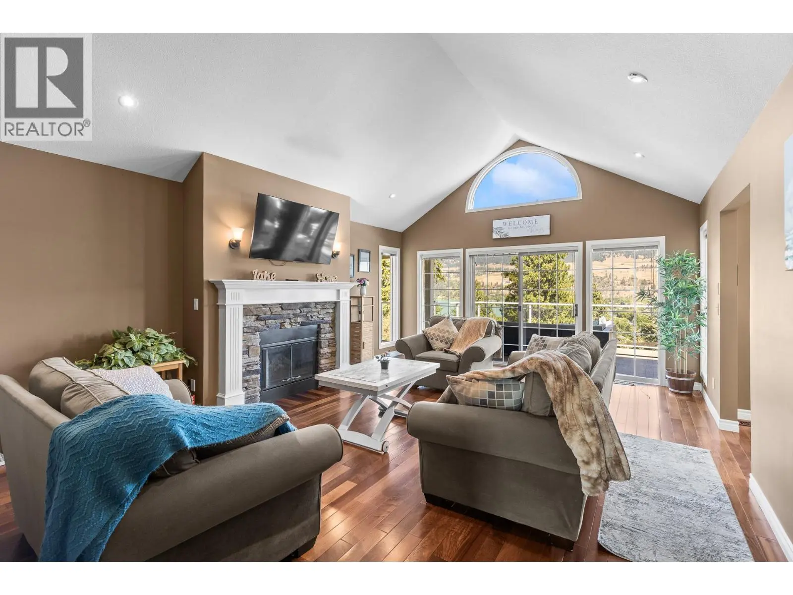 11523 Pretty Road. Lake Country, British Columbia